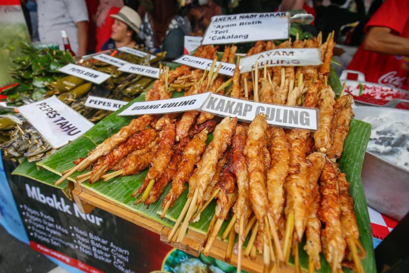Berburu Menu Buka Puasa di Bazar Takjil Benhil - Bagian 5