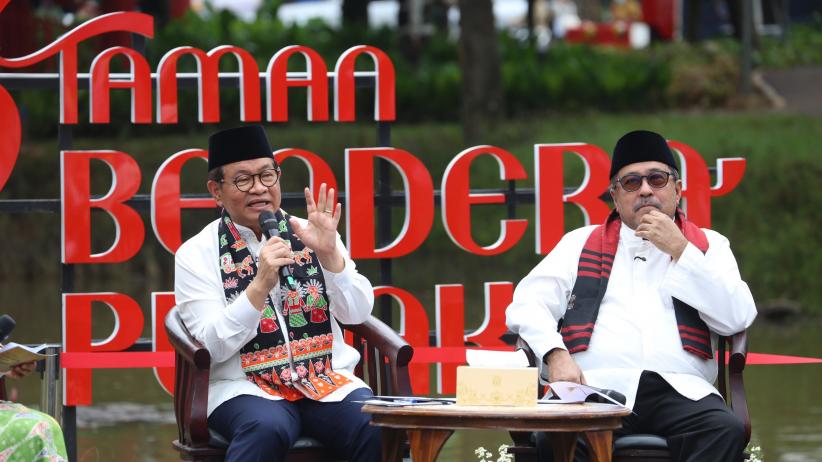 Gubernur Pramono Anung dan Wagub Rano Karno Diskusi di Taman Bendera Pusaka - Bagian 1