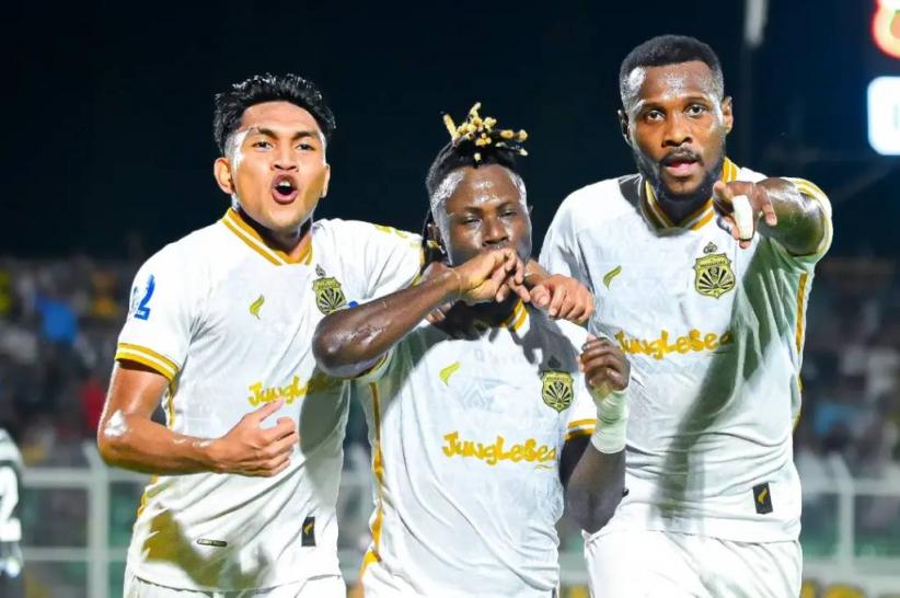 Skor Bhayangkara FC vs Persib 2-4: The Guardian Kena Comeback Maung!