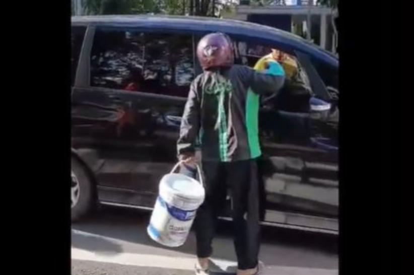Viral Ojol Pukul Perempuan di Makassar, Emosi Jatuh dari Motor saat Bonceng Anak