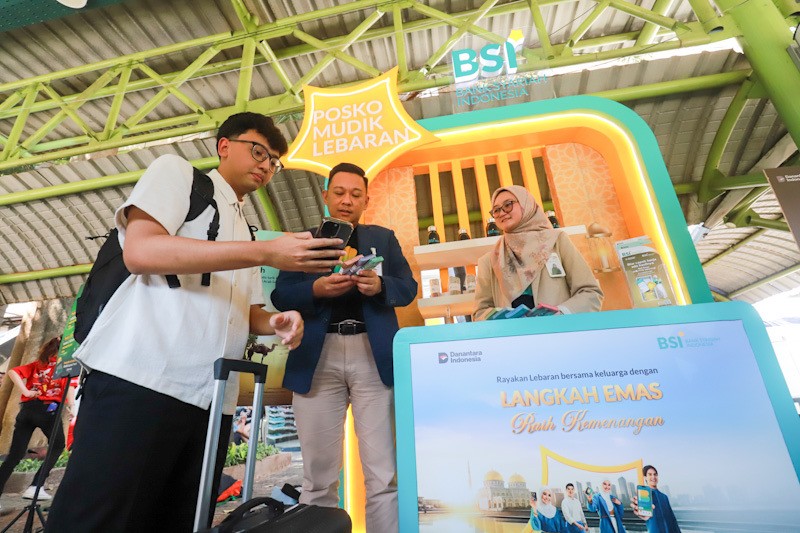 Buka Delapan Posko Mudik di Jalur Padat Jawa-Sumatra, BSI Hadirkan Layanan Kesehatan hingga Transaksi Digital bagi Pemudik - Bagian 1
