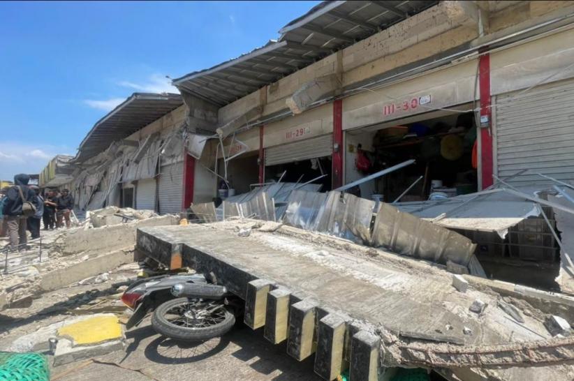 Atap Pasar Soreang Bandung Ambruk, 4 Orang Jadi Korban 1 Tewas