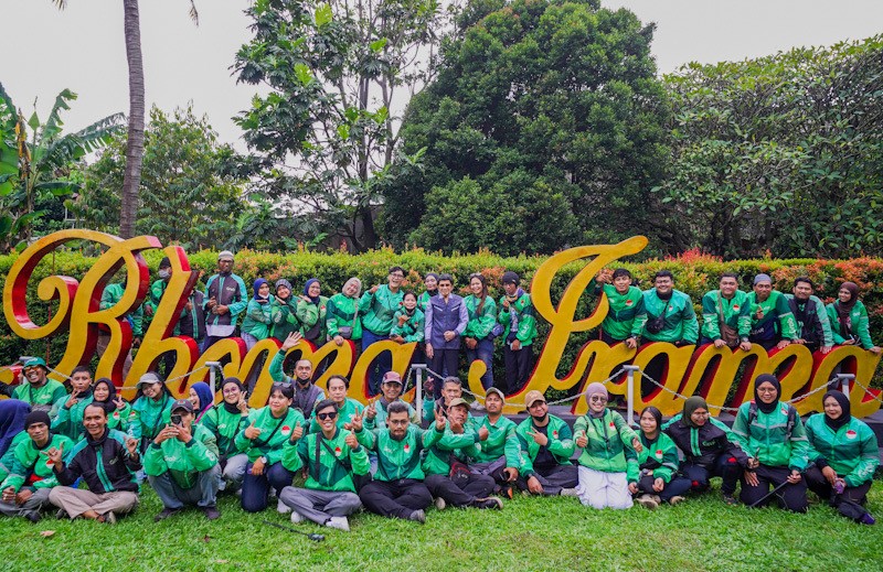 Mitra Pengemudi Buka Puasa Bersama Rhoma Irama - Bagian 1