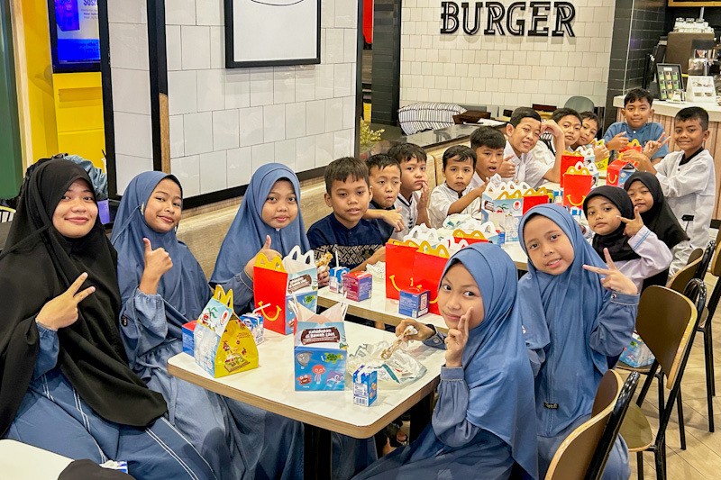 Silaturahmi Idulfitri Hadirkan Kebersamaan di Berbagai Kota - Bagian 3