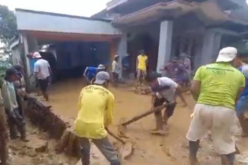 Longsor Timbun Permukiman Warga di Banyubiru Semarang, Akses Jalan Putus