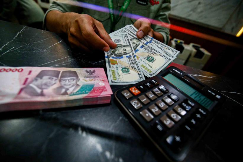 Melemah, Nilai Tukar Rupiah Rp17.529 per Dolar AS - Bagian 1