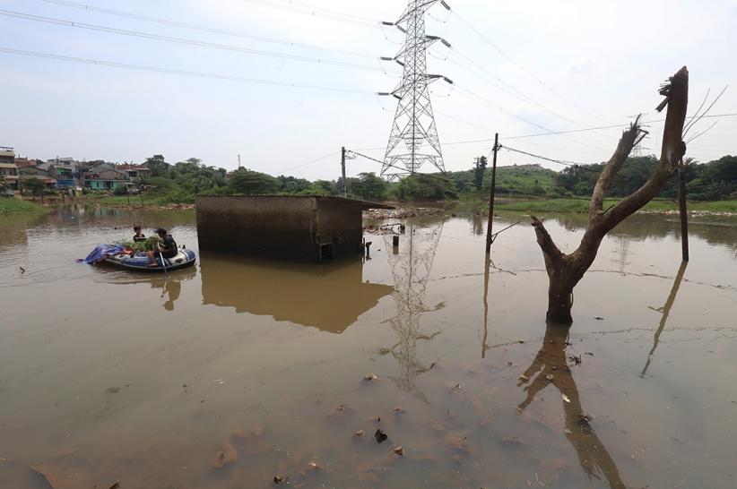 Banjir 3 Tahun di Cipayung Depok Belum Surut, Longsoran Sampah TPA Pemicunya - Bagian 6