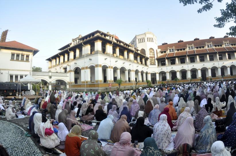 Ribuan Warga Semarang Salat Iduladha 1447 H di Kawasan Heritage Lawang Sewu - Bagian 1