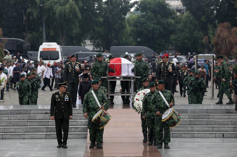 Suasana Pemakaman Ryamizard Ryacudu di TMP Kalibata - Bagian 4