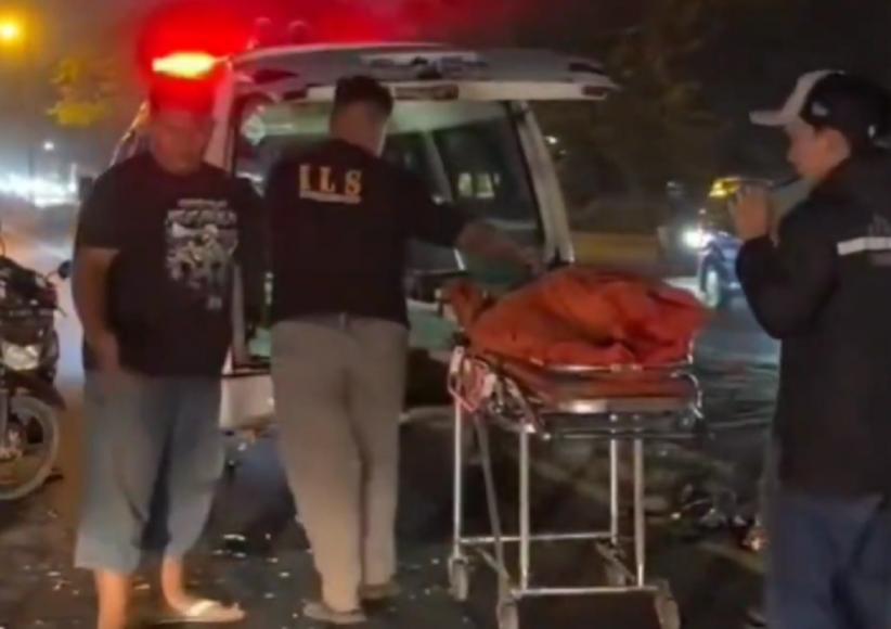 Tabrak Mobil Boks, Pemotor Wanita Tewas Terlindas Truk Kontainer di Sidoarjo