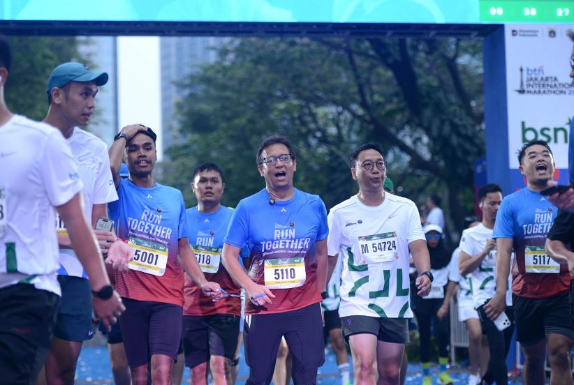 Potret Menkes dan Direktur BTN Jadi 
