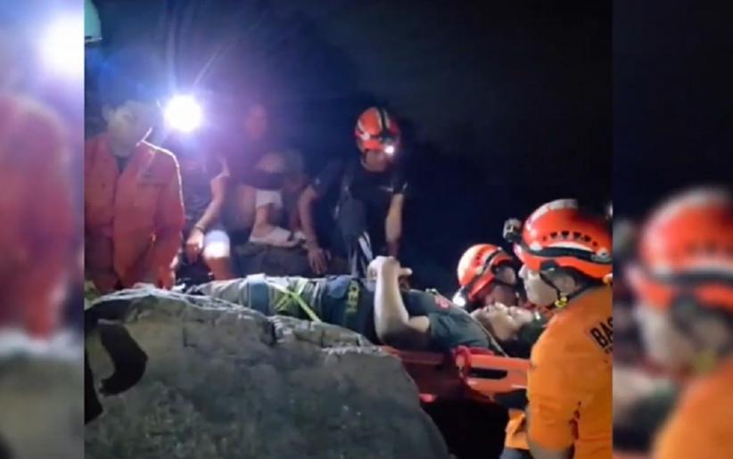 Pendaki Jatuh di Pos 5 Gunung Bulu Saukang Maros, Evakuasi Dramatis
