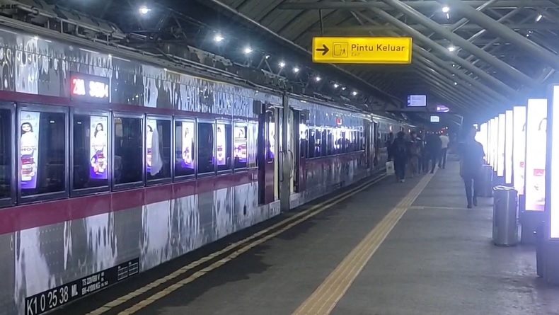 Pemadaman Listrik di Sekitar Stasiun Gubeng, Kereta Api Tetap Berjalan Normal