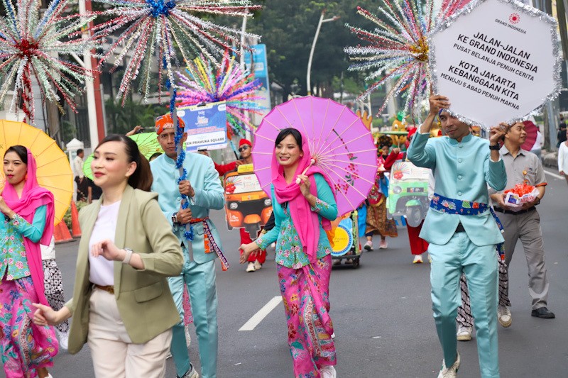 17 Mal Meriahkan Pawai Defile HUT ke-499 Jakarta di CFD Bundaran HI - Bagian 5