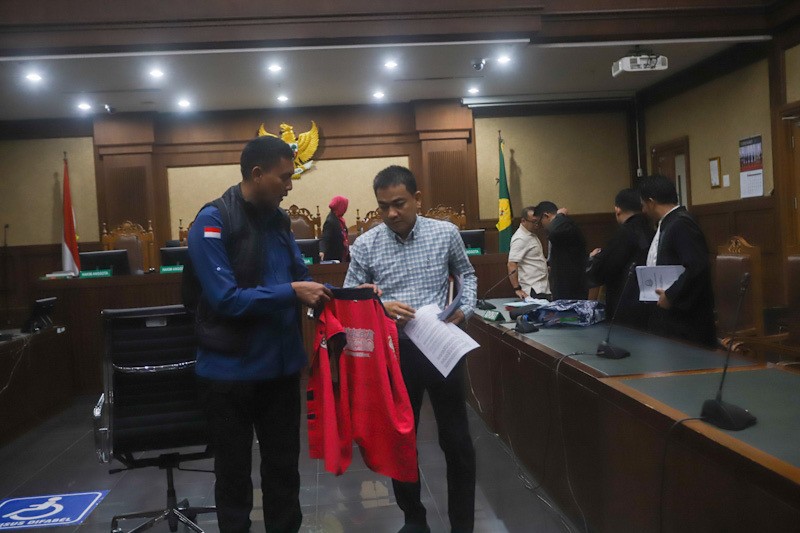 Eks Ketua Ombudsman Didakwa Terima Suap Rp4,8 Miliar - Bagian 1
