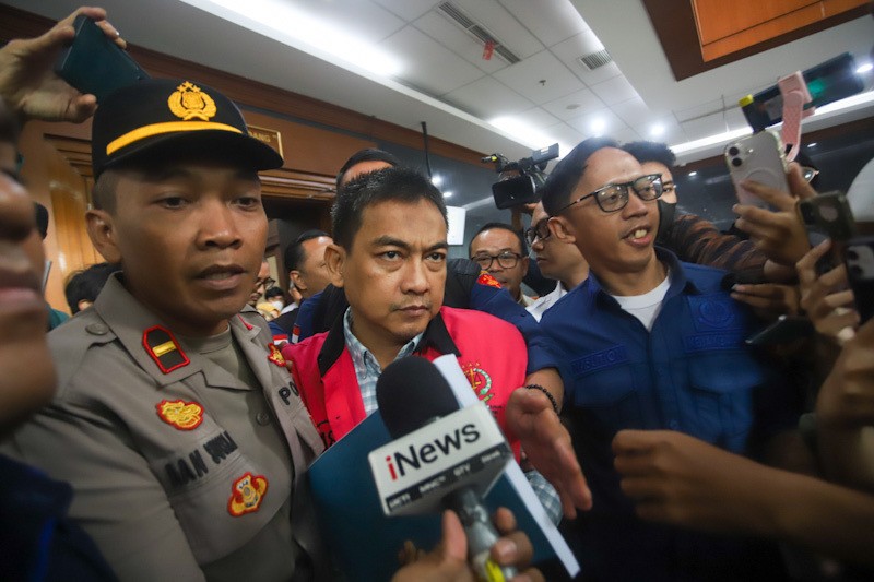 Eks Ketua Ombudsman Didakwa Terima Suap Rp4,8 Miliar - Bagian 3