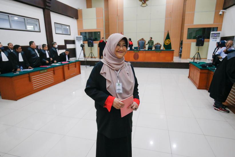 Dokter Tifa Jalani Sidang Perdana Kasus Dugaan Ijazah Palsu Jokowi - Bagian 1