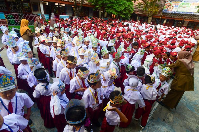 Antusiasme Siswa Baru Ikuti Hari Pertama Sekolah Ajaran 2026/2027 - Bagian 2