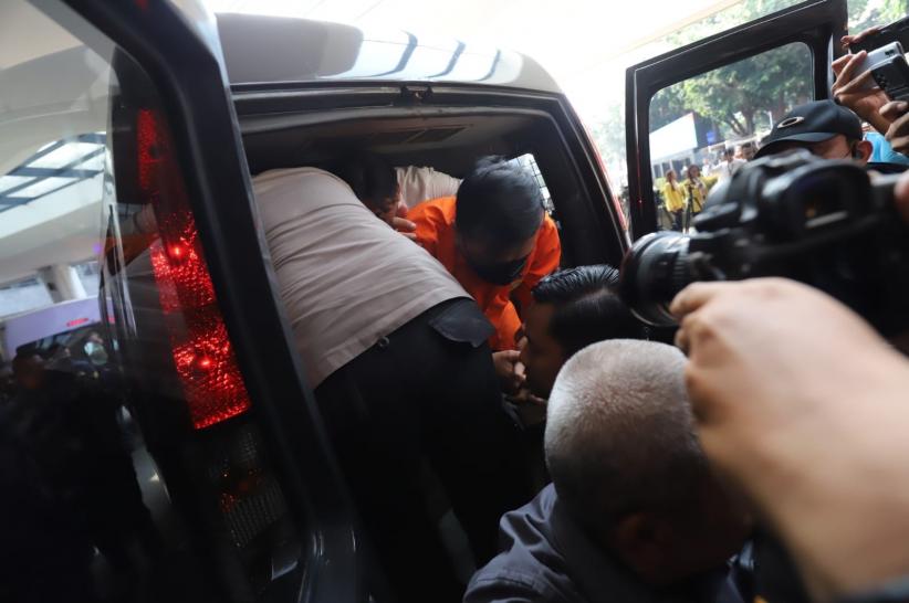 Penampakan Don Ritto Dibawa ke Kejagung - Bagian 3
