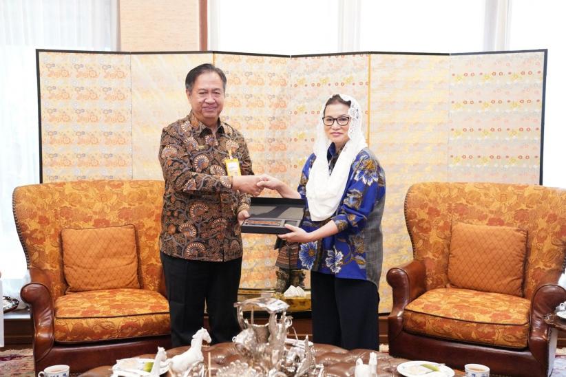 Penyerahan Santunan JKM hingga THT - Bagian 1