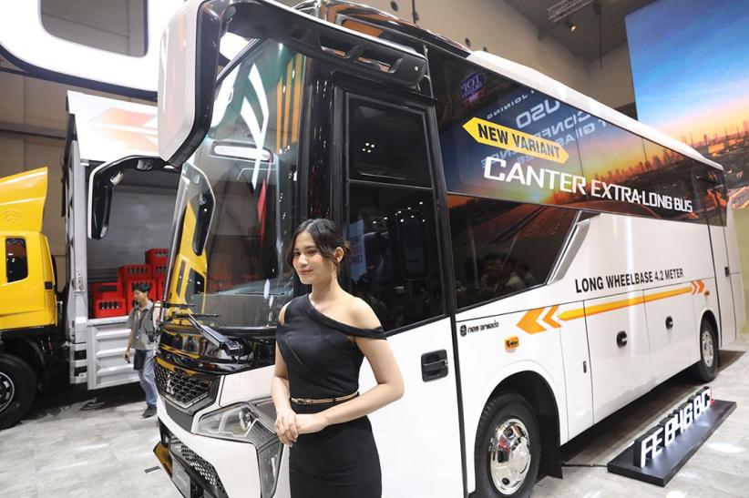 GIIAS 2026, Canter Extra Long Bus Diluncurkan - Bagian 3