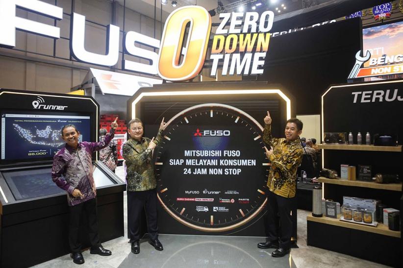 GIIAS 2026, Canter Extra Long Bus Diluncurkan - Bagian 4