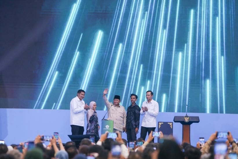 Presiden Prabowo Saksikan Akad Massal 62.000 Debitur KPR di Batang - Bagian 1
