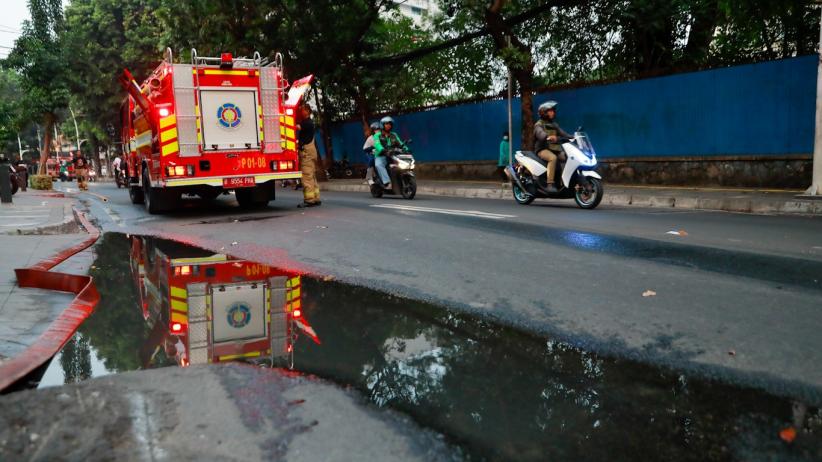 Kebakaran Gedung 5 Lantai di Cikini Berhasil Dipadamkan - Bagian 3