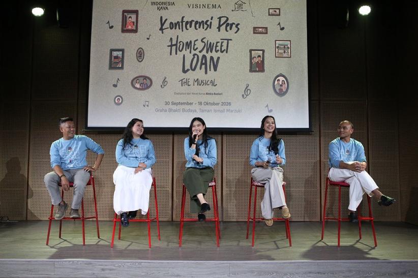Home Sweet Loan Diadaptasi ke Panggung Musikal, Angkat Pergulatan Generasi Muda - Bagian 4