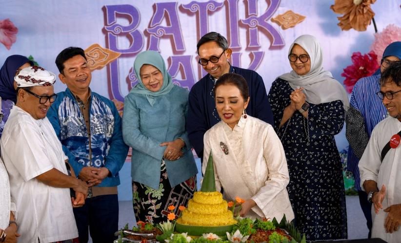 Batik Walk Buka Rangkaian Jambore Batik Jawa Barat 2026 di Bandung - Bagian 4