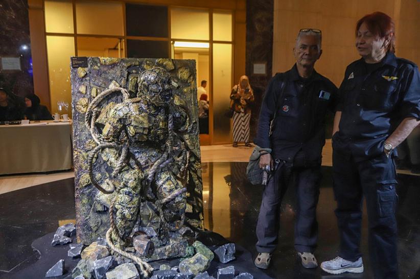 Pameran “Sela Menjadi” Tampilkan Pergeseran Figur Manusia dari Kanvas ke Relief - Bagian 3
