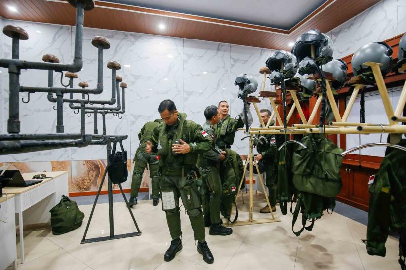 Begini Persiapan Pilot Rafale TNI AU Jelang Tampil di Langit pada HUT ke-81 RI - Bagian 2