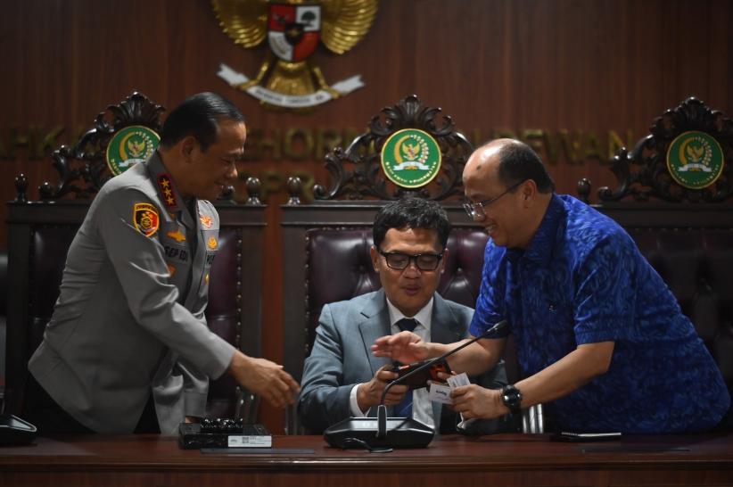 Rekening Aktivis Pati yang Diblokir Kembali Dibuka - Bagian 1