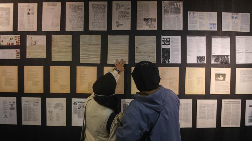 Mengenang Sosok Wiji Thukul Lewat Arsip dan Karya-Karyanya - Bagian 1