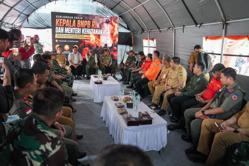 Menhut Tegaskan Penegakan Hukum Karhutla, 6 Perusahaan Kalimantan Disanksi - Bagian 3