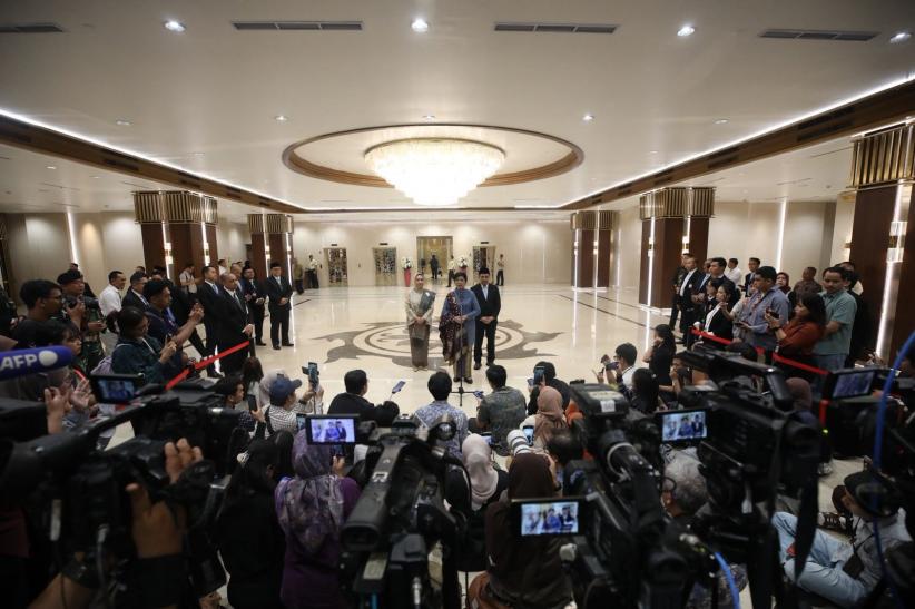 Destry Damayanti Resmi Jadi Gubernur BI Periode 2026-2031 usai Dilantik MA - Bagian 4