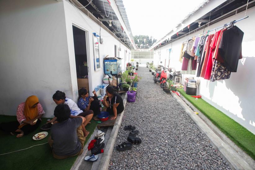 Warga Bantaran Rel Pasar Gaplok Mulai Tinggal di Hunian Sementara Senen - Bagian 1