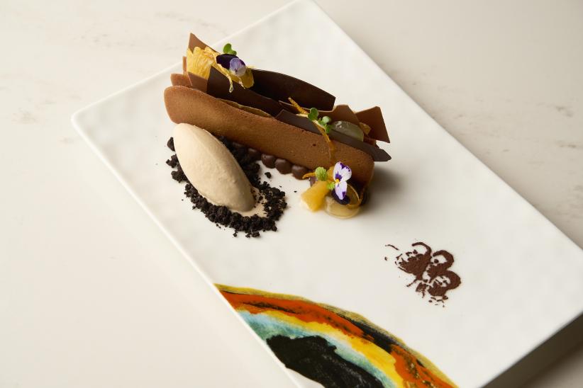 Ketika Fine Dining di Lantai 100 Gedung Tertinggi Indonesia Bukan Sekadar soal Pemandangan - Bagian 4