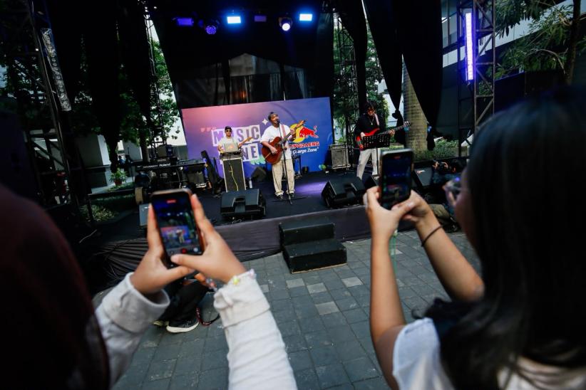 Abdul Indonesian Idol Meriahkan Hari Pertama iNews Campus Connect 2026 Untar  - Bagian 5