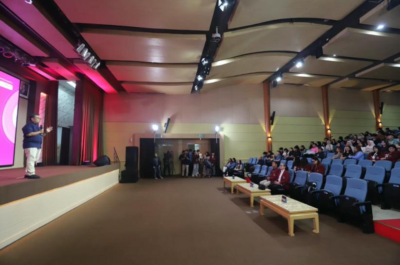iNews Campus Connect 2026 di Untar, Mahasiswa Diajak Lebih Dekat Kenali Industri Media dan Bijak Konsumsi Informasi - Bagian 3