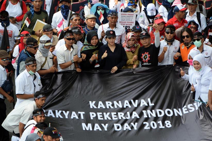 Rieke Diah Pitaloka bersama Ribuan Buruh KRPI Tuntut 5 Jaminan Sosial - Bagian 2