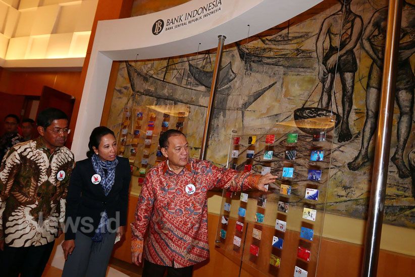 BI dan Perbankan Nasional Luncurkan Kartu Debit Berlogo GPN - Bagian 1