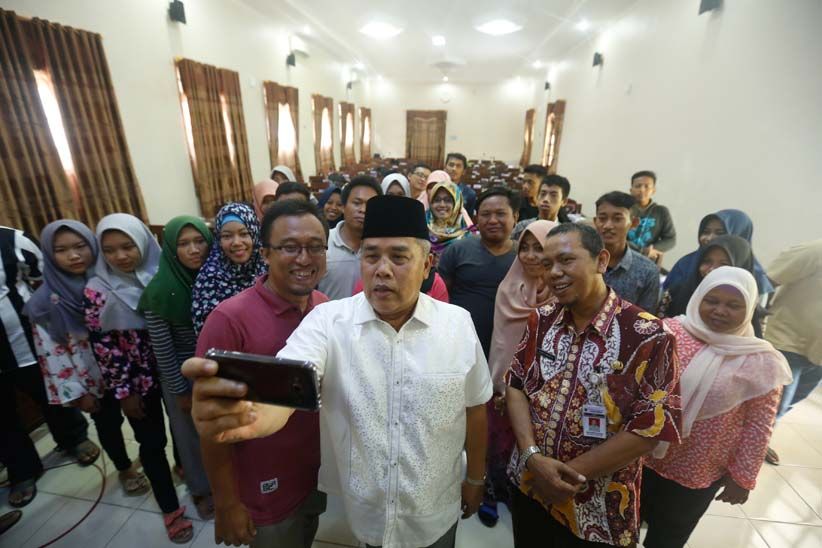 Bupati Kebumen Luncurkan Komunitas Kebumen Desa Digital 2020 - Bagian 2