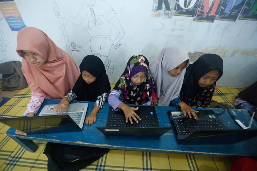 Bupati Kebumen Luncurkan Komunitas Kebumen Desa Digital 2020 - Bagian 3