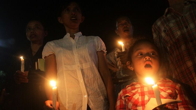 Aksi 1000 Lilin Solidaritas Korban Bom Surabaya, Kecam Terorisme - Bagian 1