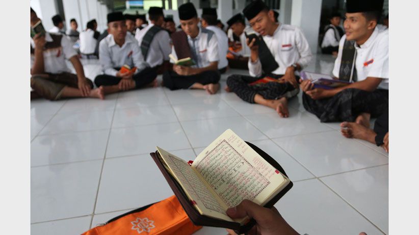 Ribuan Santri Asal Medan Ikut Tadarus Massal  - Bagian 2