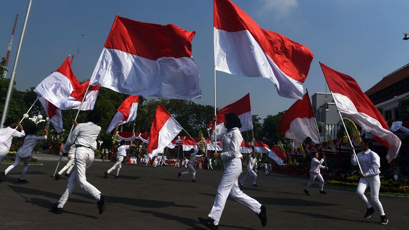 Meriahkan HUT Ke-725 Kota Surabaya, Ratusan Murid SD Tampilkan Tari Remo  - Bagian 6