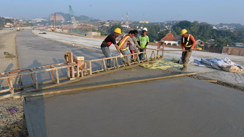 Proyek Tol Batang-Semarang Difungsionalkan Jadi Jalur Mudik Lebaran - Bagian 1