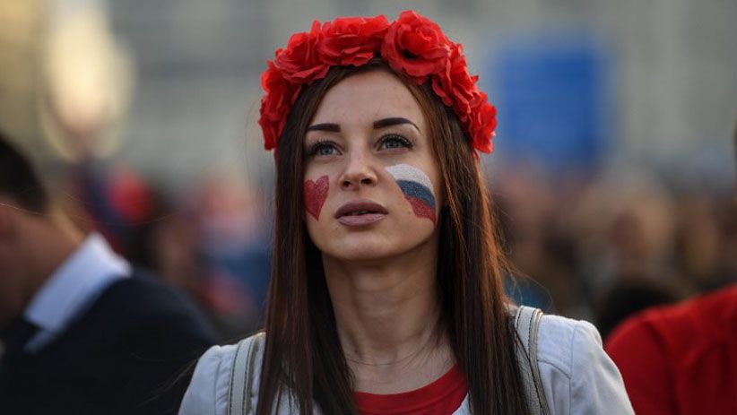 Gaya Suporter Cantik Rusia, Iran dan Maroko di Piala Dunia 2018 - Bagian 1