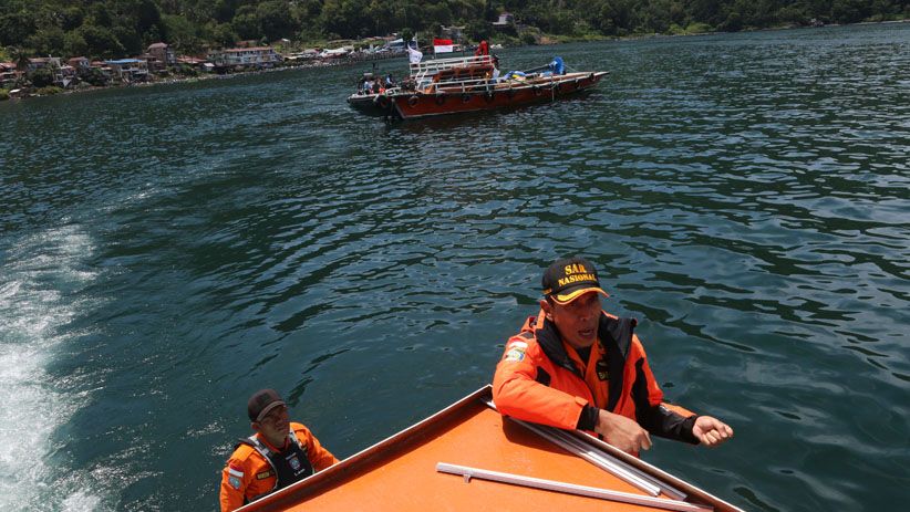 Basarnas Gunakan Alat Sonar Cari Korban KM Sinar Bangun di Danau Toba - Bagian 4